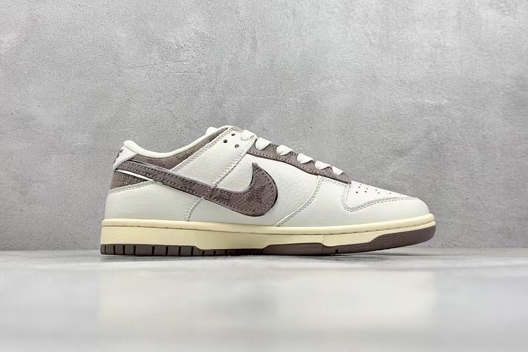 Nike SB Dunk Low x LV
